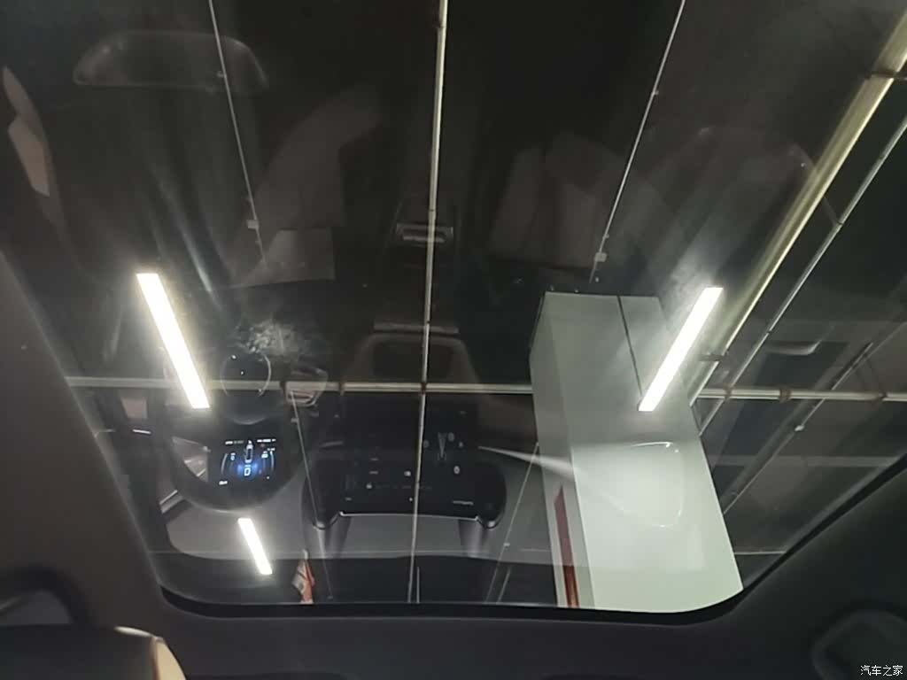 BYD Dolphin, 2023 18