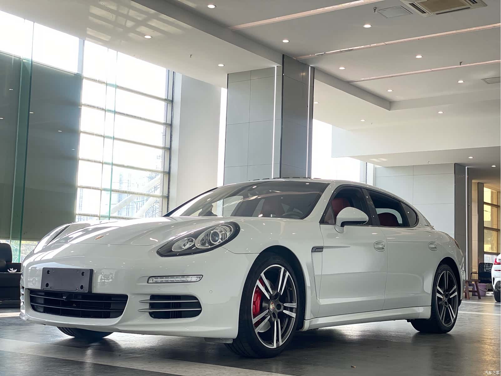Porsche Panamera, 2012 1