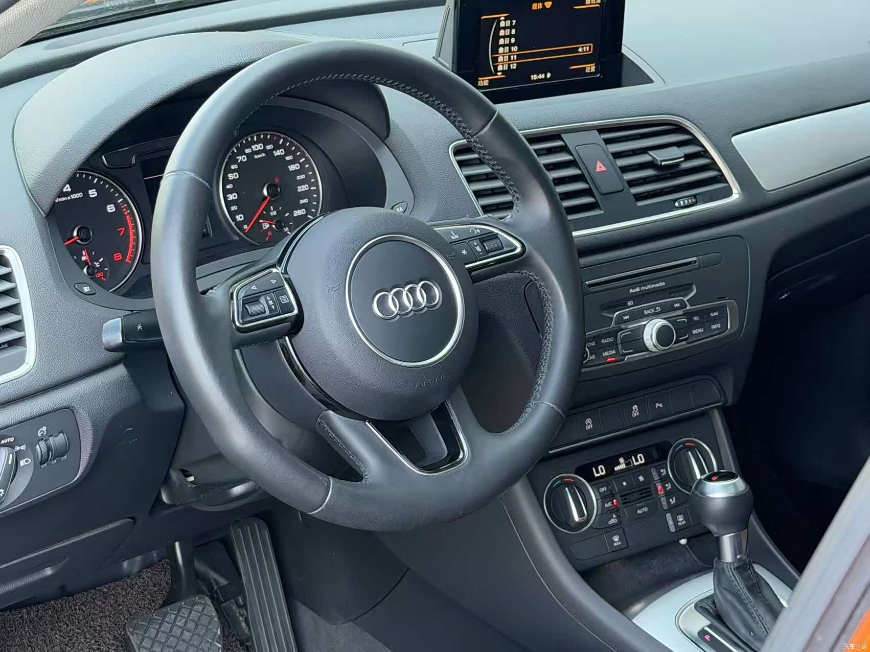 Audi Q3, 2017 4