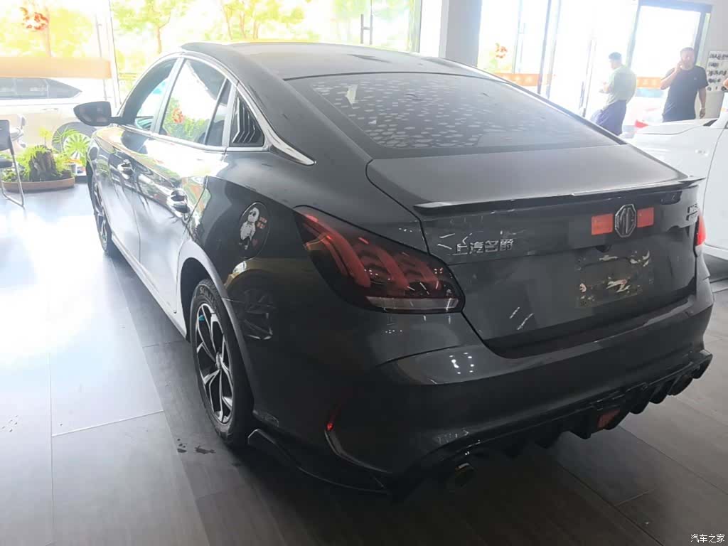 MG MG5, 2023 23
