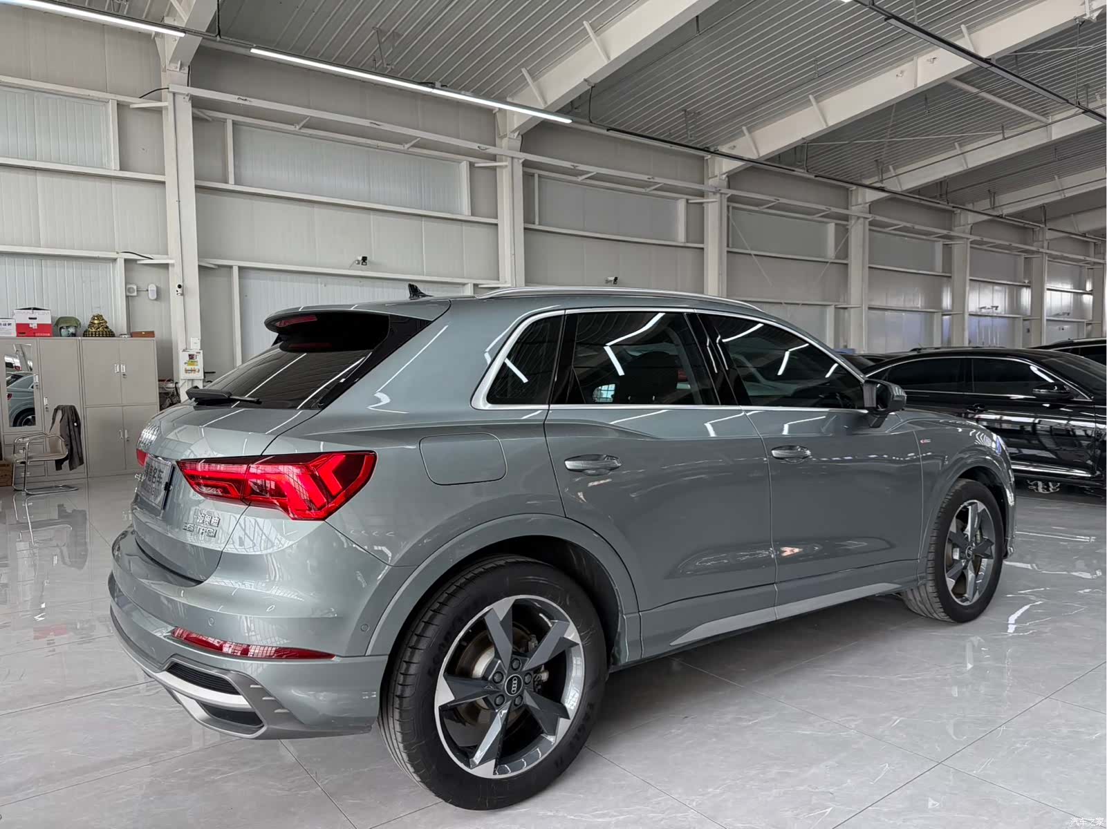 Audi Q3, 2022 9