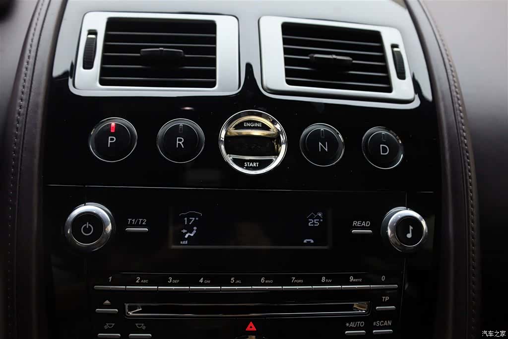 Aston Martin Rapide, 2013 20