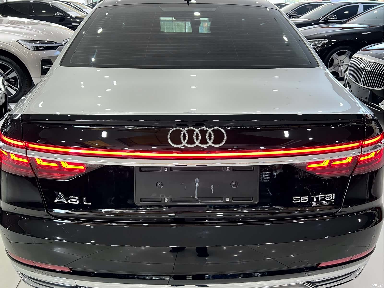 Audi A8L, 2021 все фото