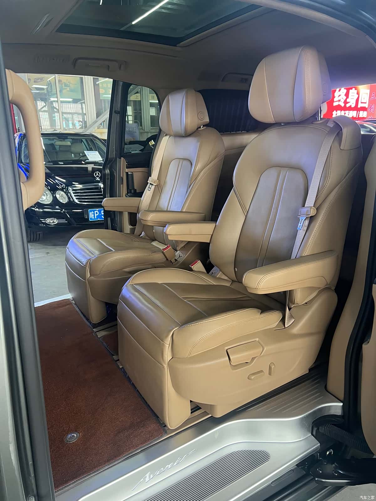 Buick GL8, 2019 10