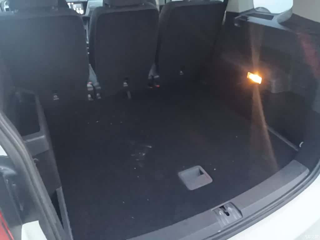 Volkswagen L, 2017 19