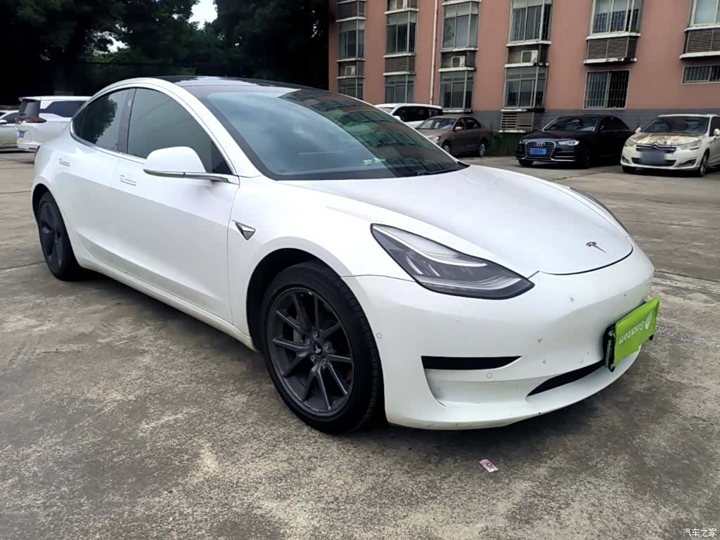 Tesla Model 3, 2020 4