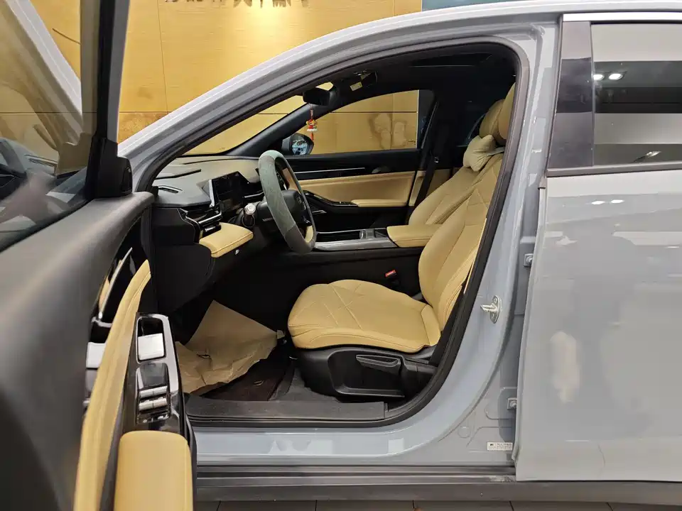 Geely Galaxy Galaxy L6