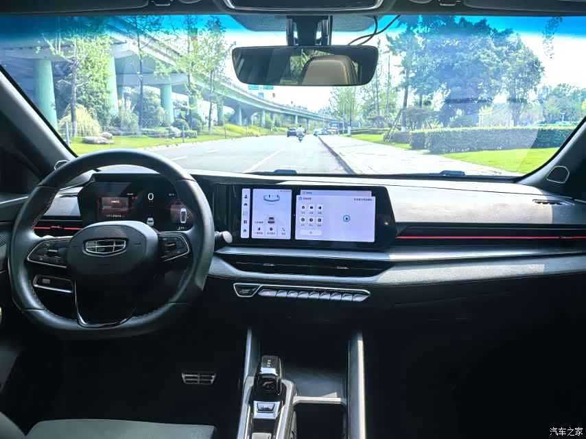 Geely Binray, 2022 4