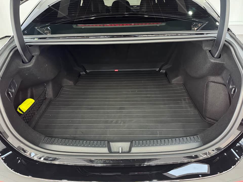 Mercedes-Benz E-class Mercedes-Benz E-class