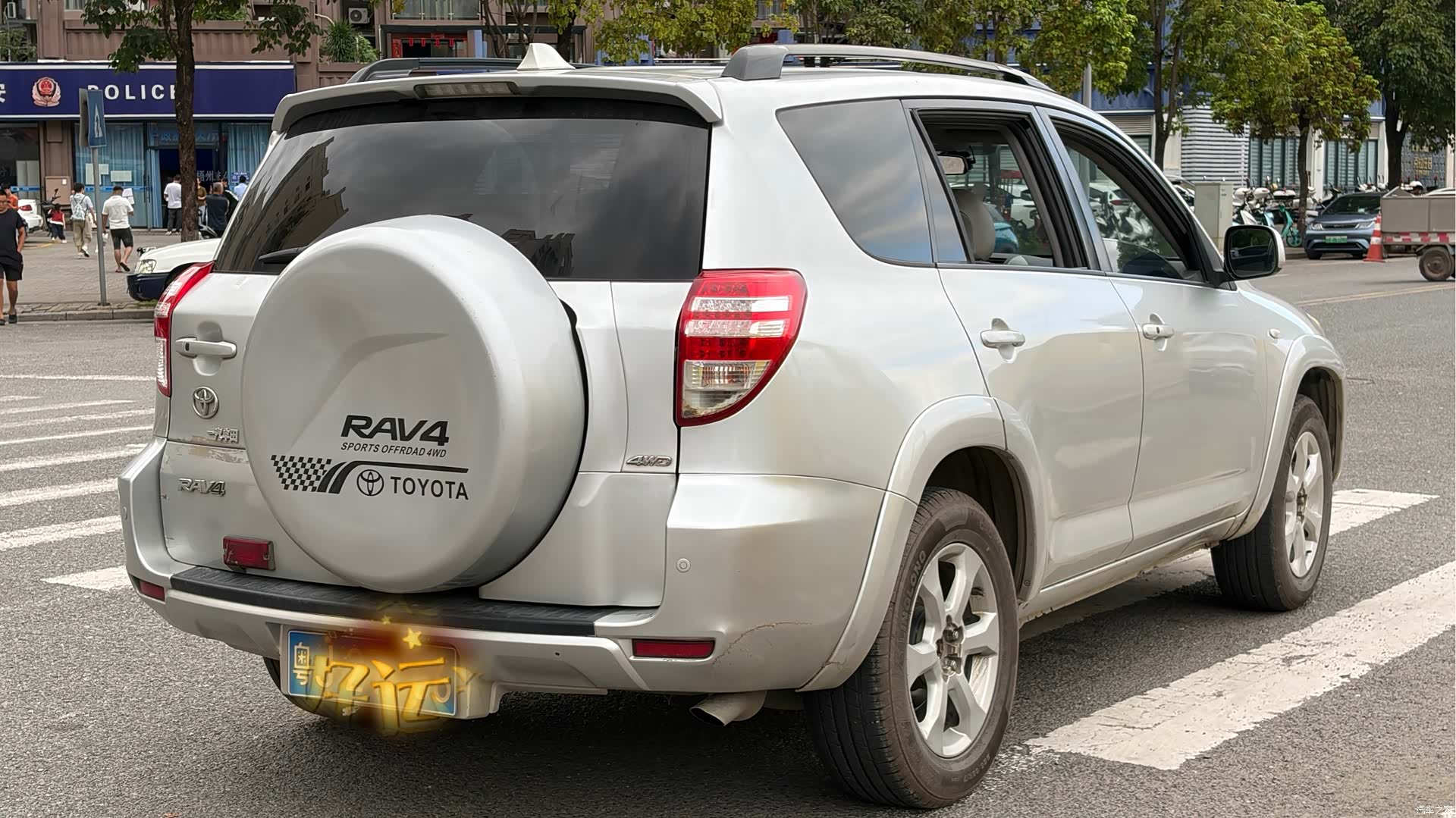 Toyota RAV4, 2009 3