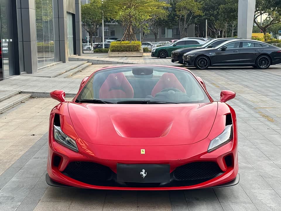 Ferrari F8
