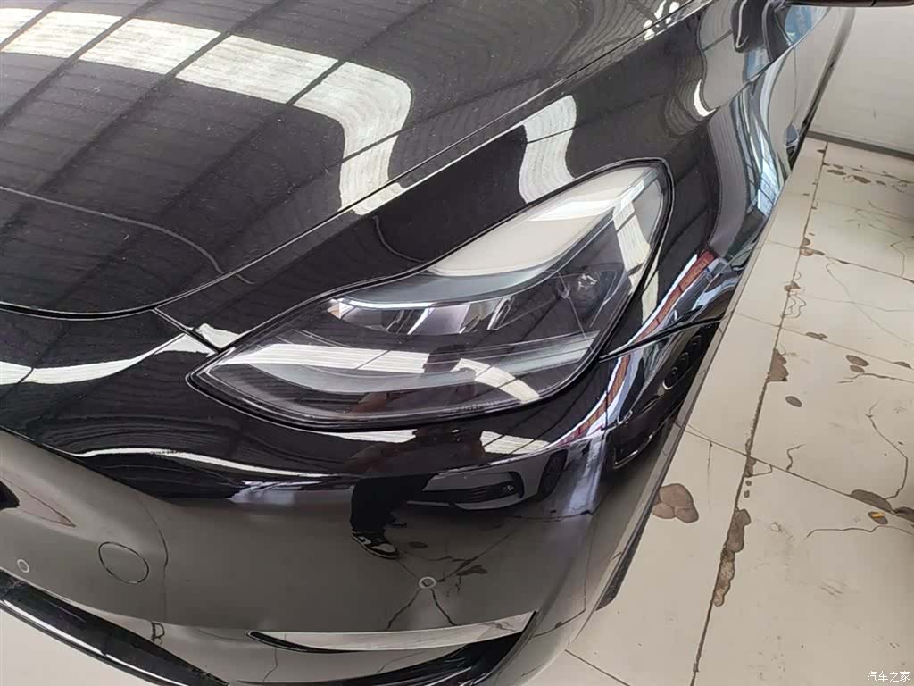 Tesla Model Y, 2024 24