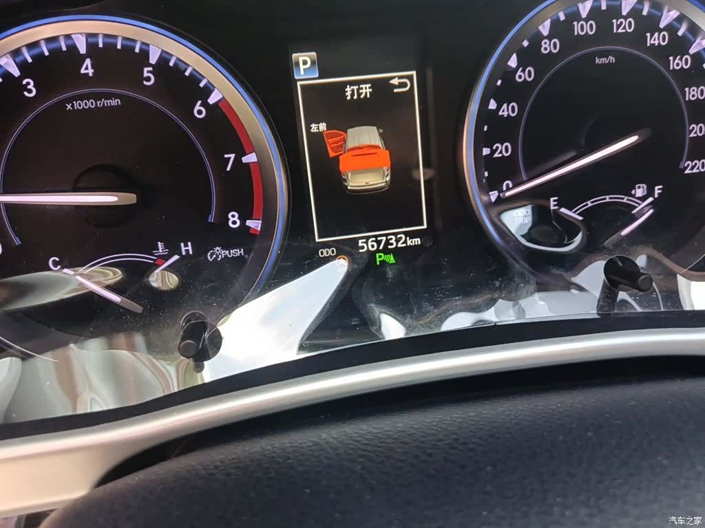 Toyota Highlander, 2019 все фото