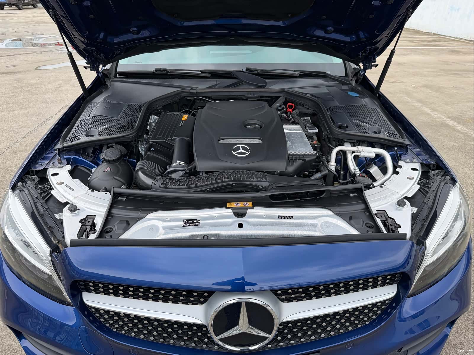 Mercedes-Benz C-Class, 2019 16