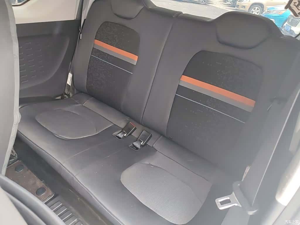 Wuling MINIEV, 2022 17
