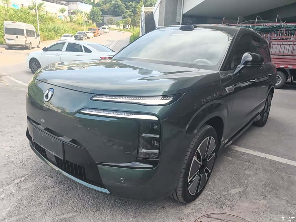 Denza N8, 2025 2