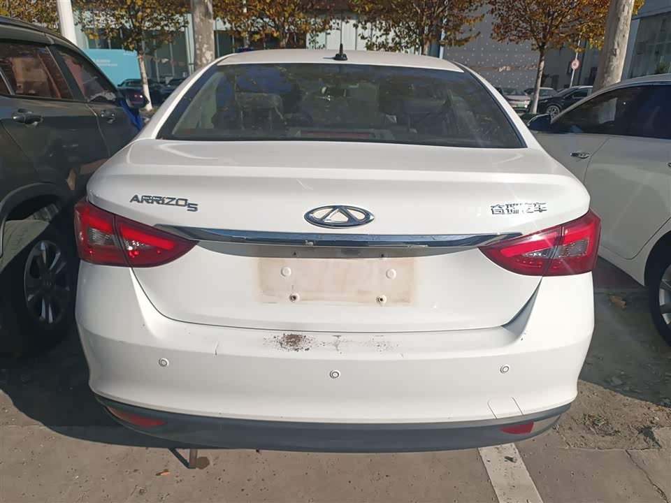 Chery Arrizo 5