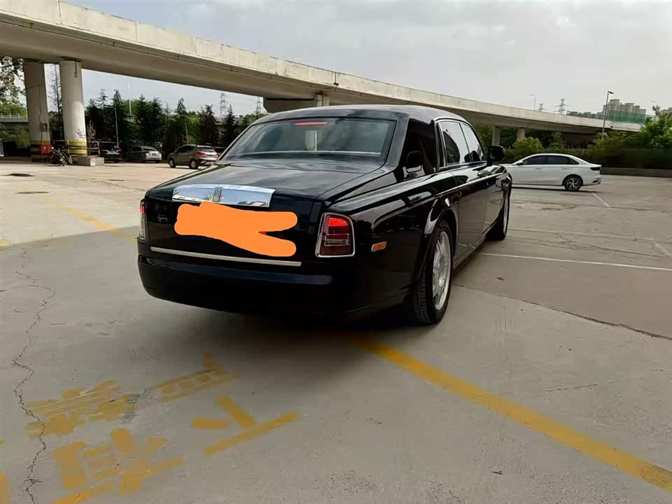 Rolls-Royce Phantom