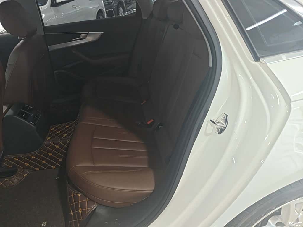 Audi A4L, 2017 17