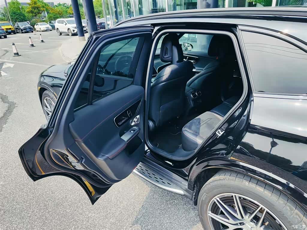 Mercedes-Benz GLC, 2025 15