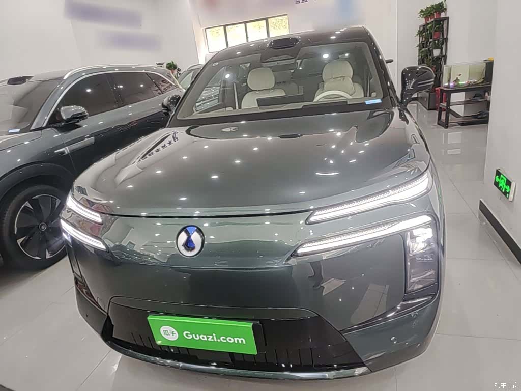 Denza N8, 2025 3