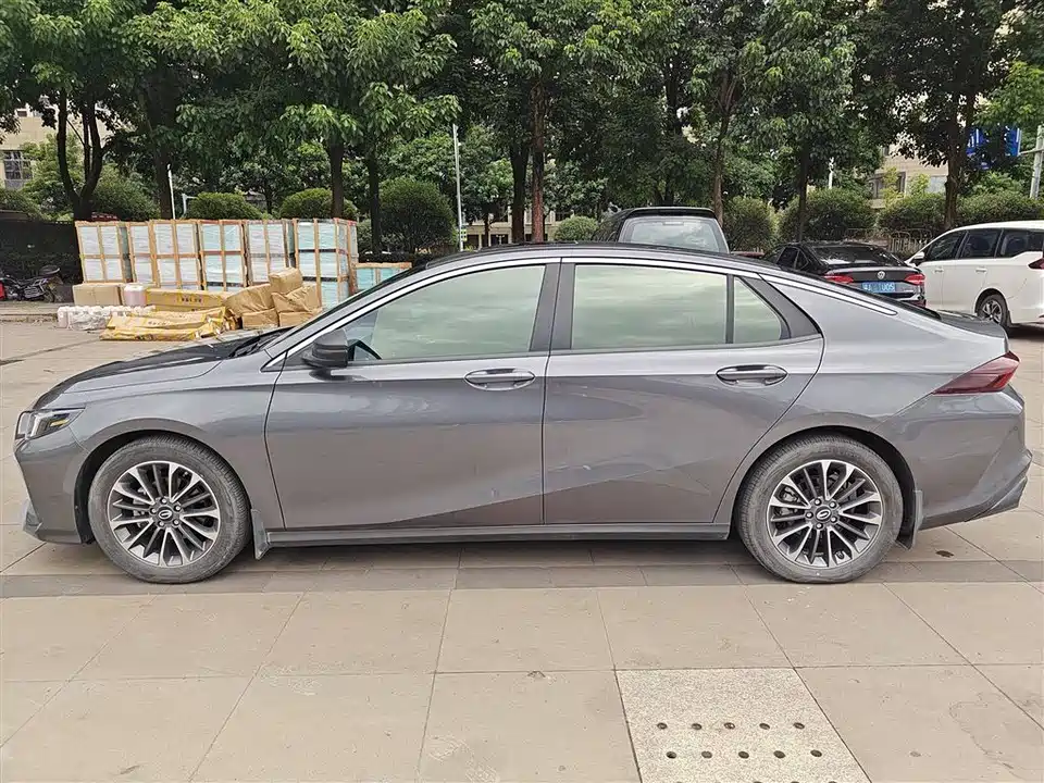 Trumpchi Shadow Leopard