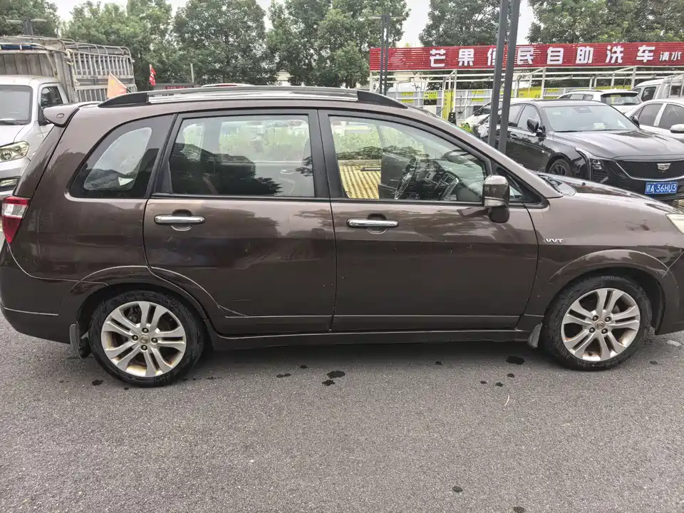Suzuki Liana A6