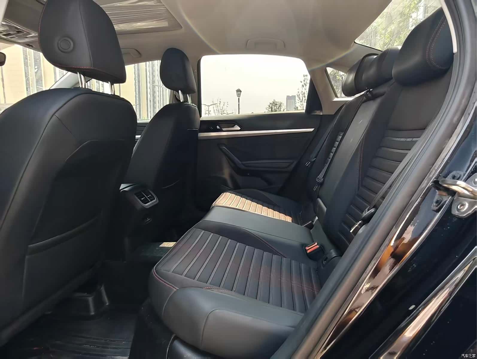 Volkswagen Lavida, 2025 все фото