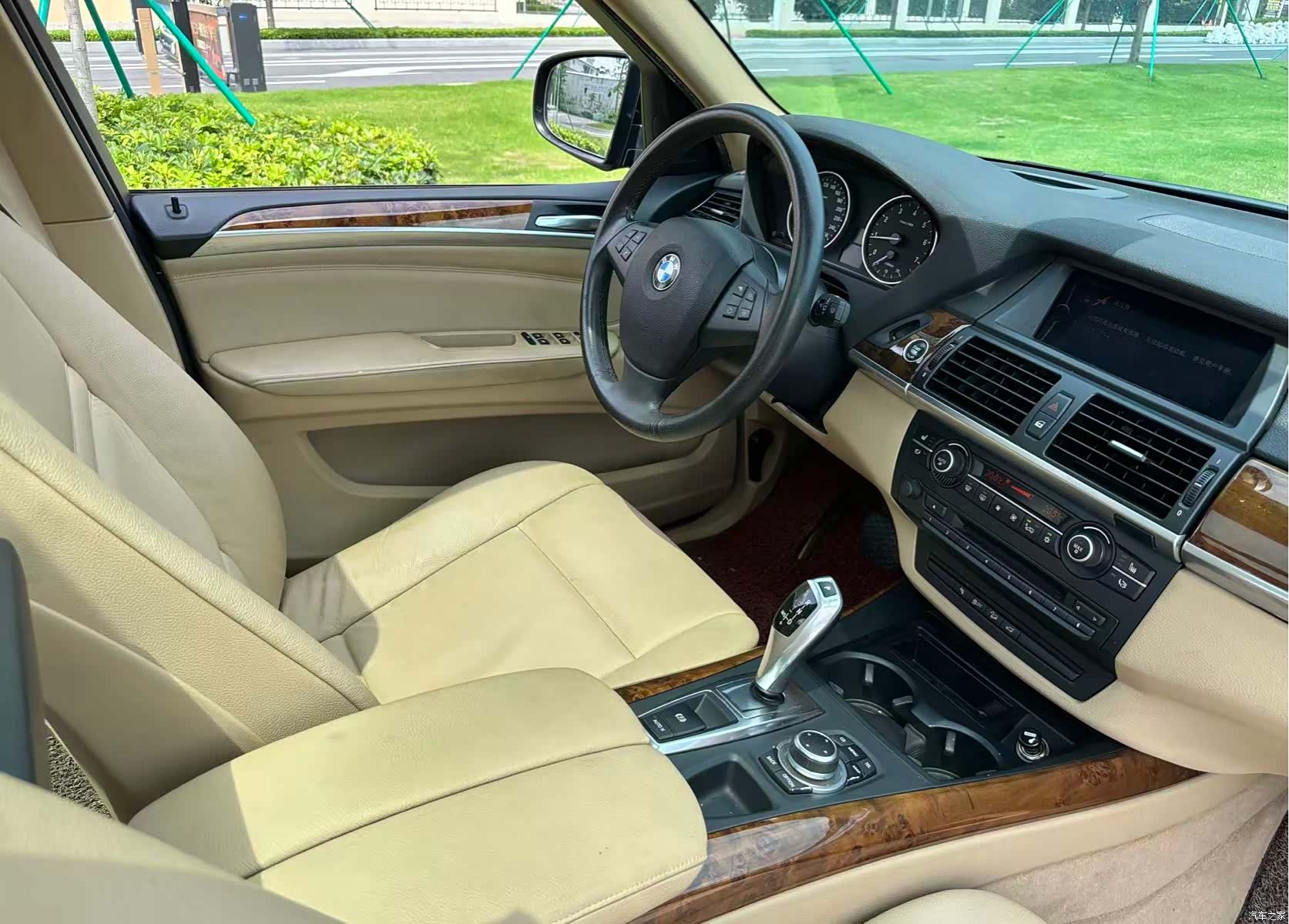 BMW X5, 2010 14