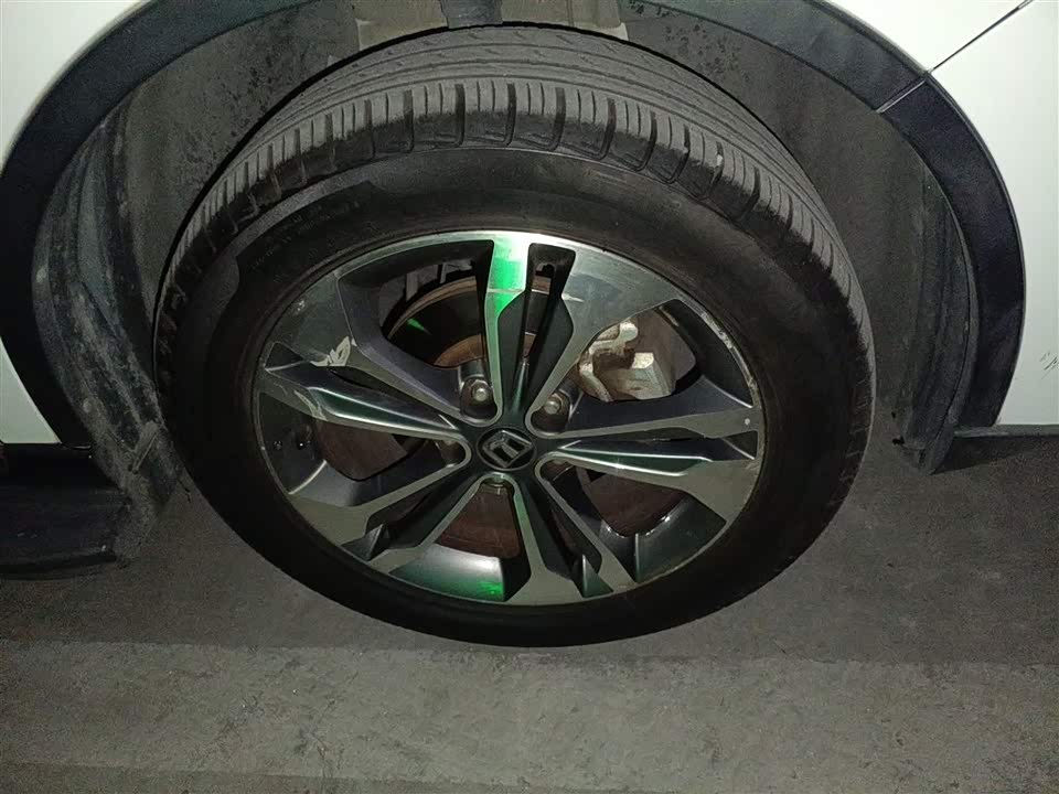 Luxgen Excellent 6 SUV