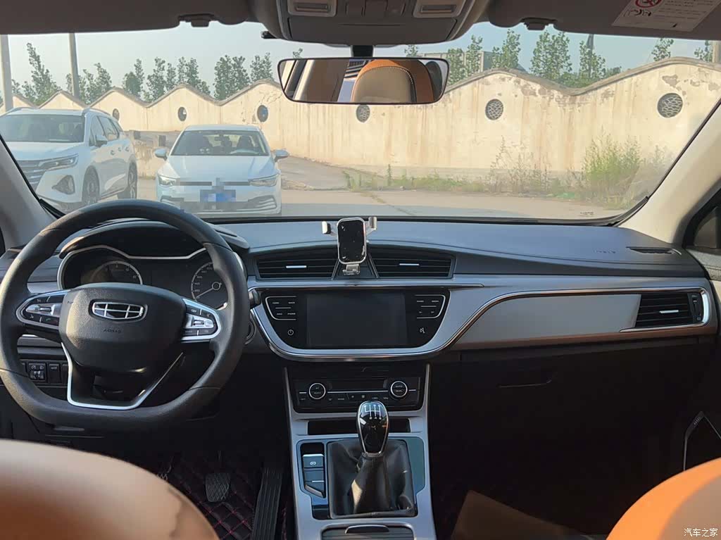 Geely Emgrand, 2020 10