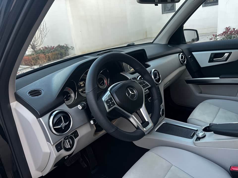 Mercedes-Benz GLK class