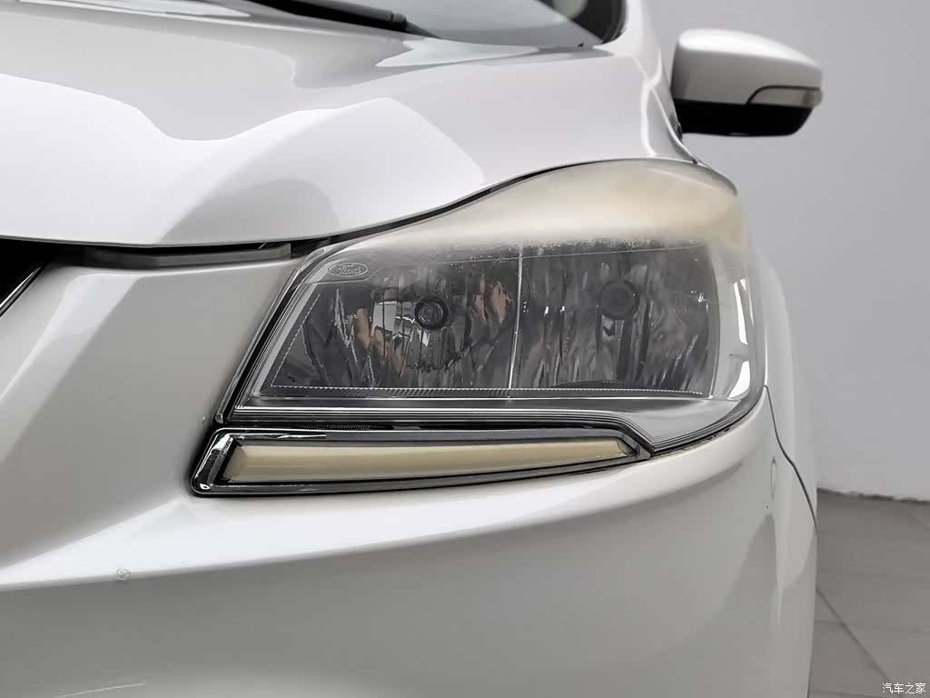 Ford Kuga, 2016 7