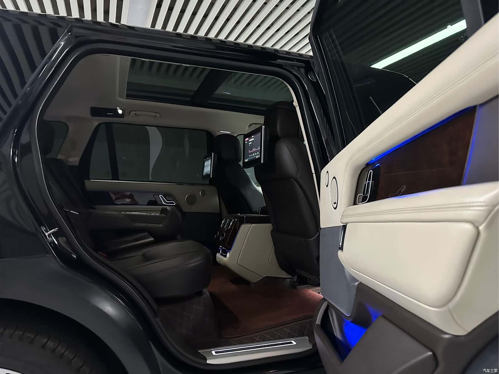Land Rover Range Rover, 2020 19