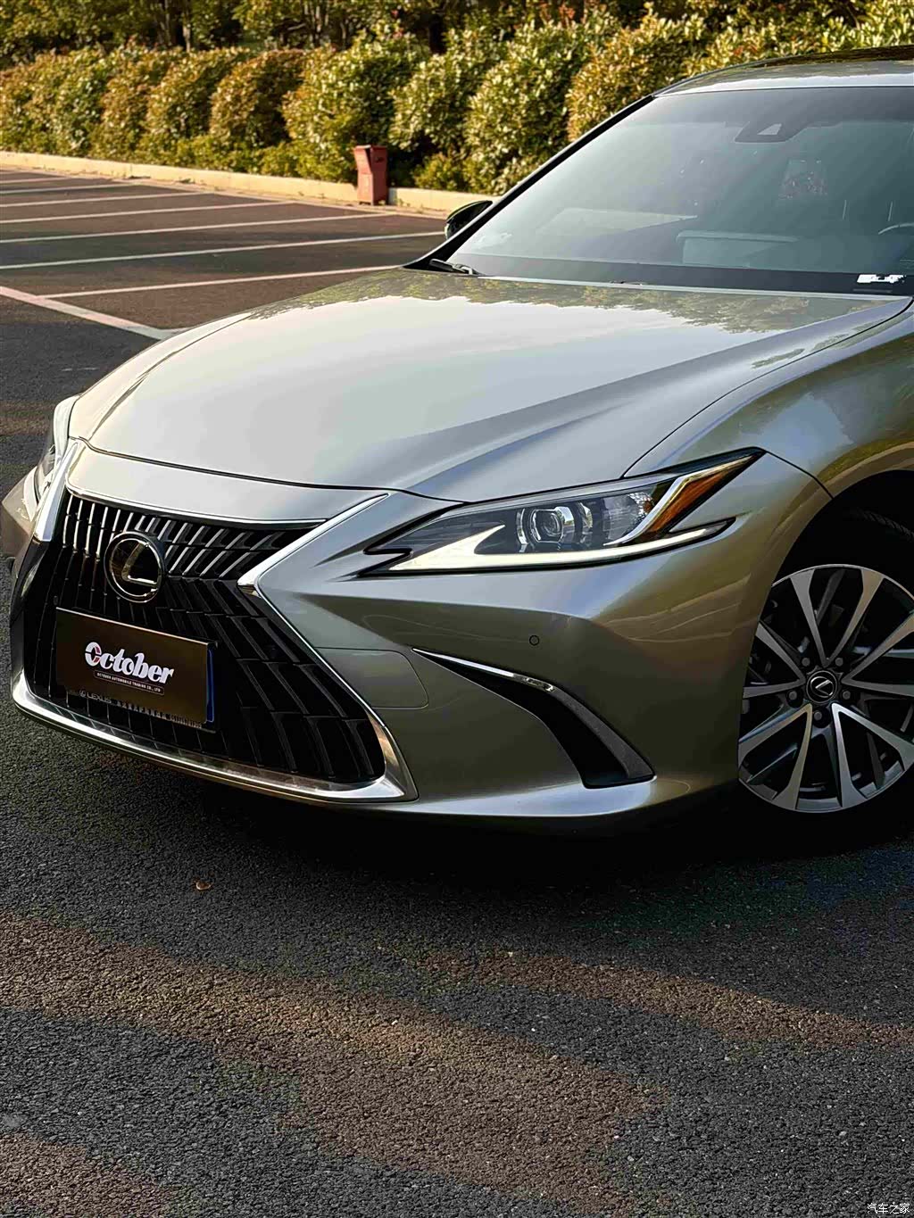 Lexus ES, 2024 3