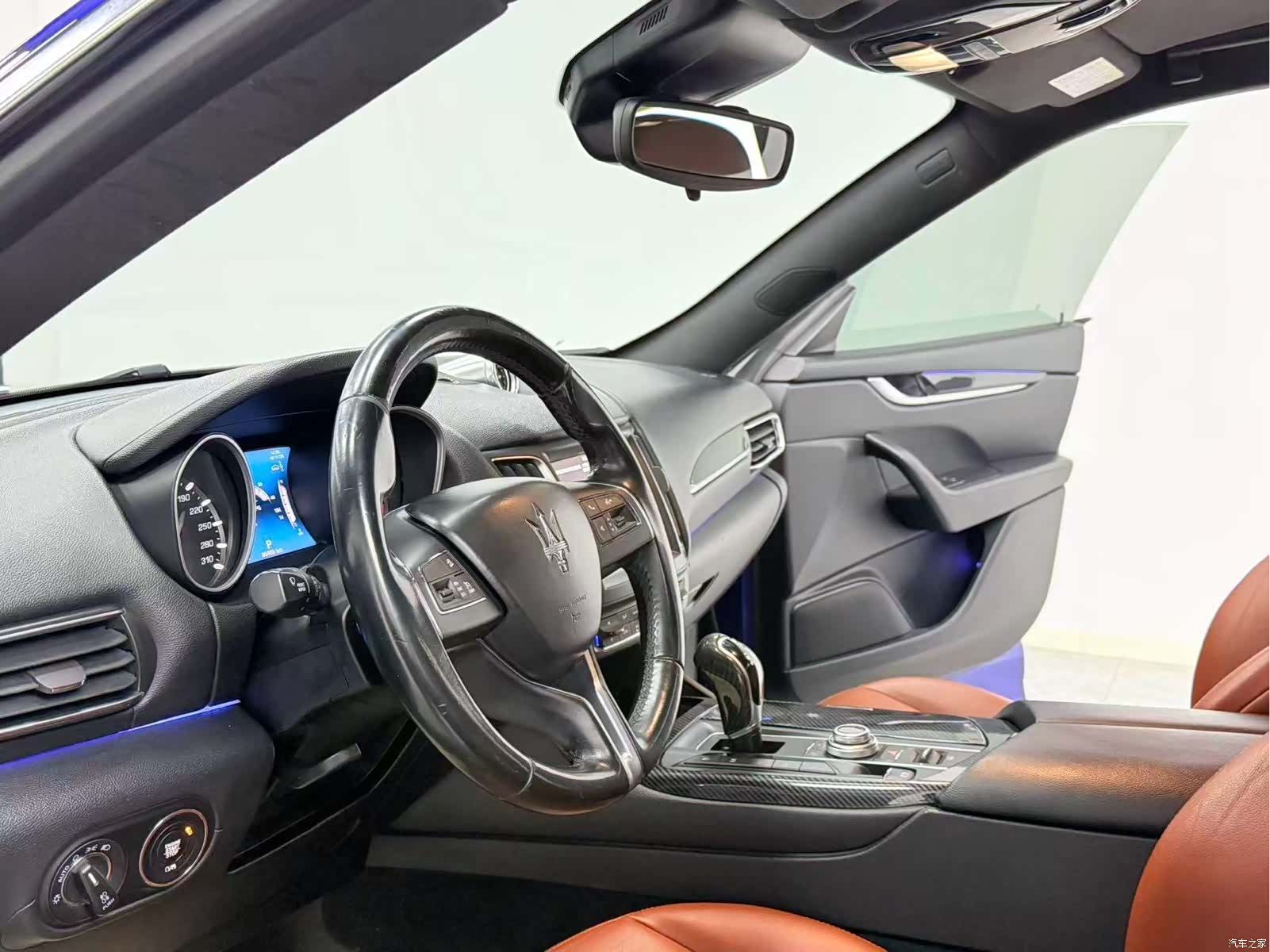 Maserati Levante, 2018 7