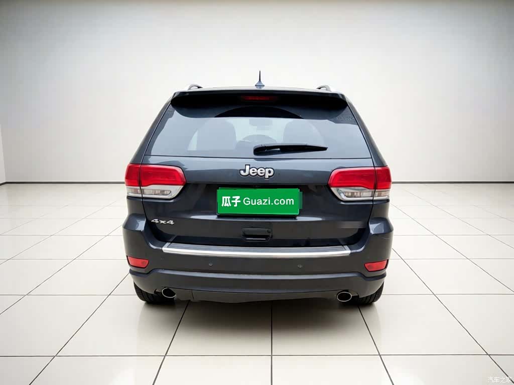 Jeep Grand Cherokee, 2017 все фото