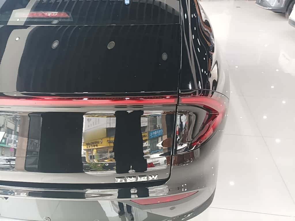Wuling Starlight, 2025 8