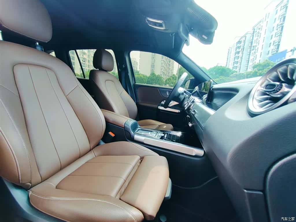 Mercedes-Benz GLB, 2024 21