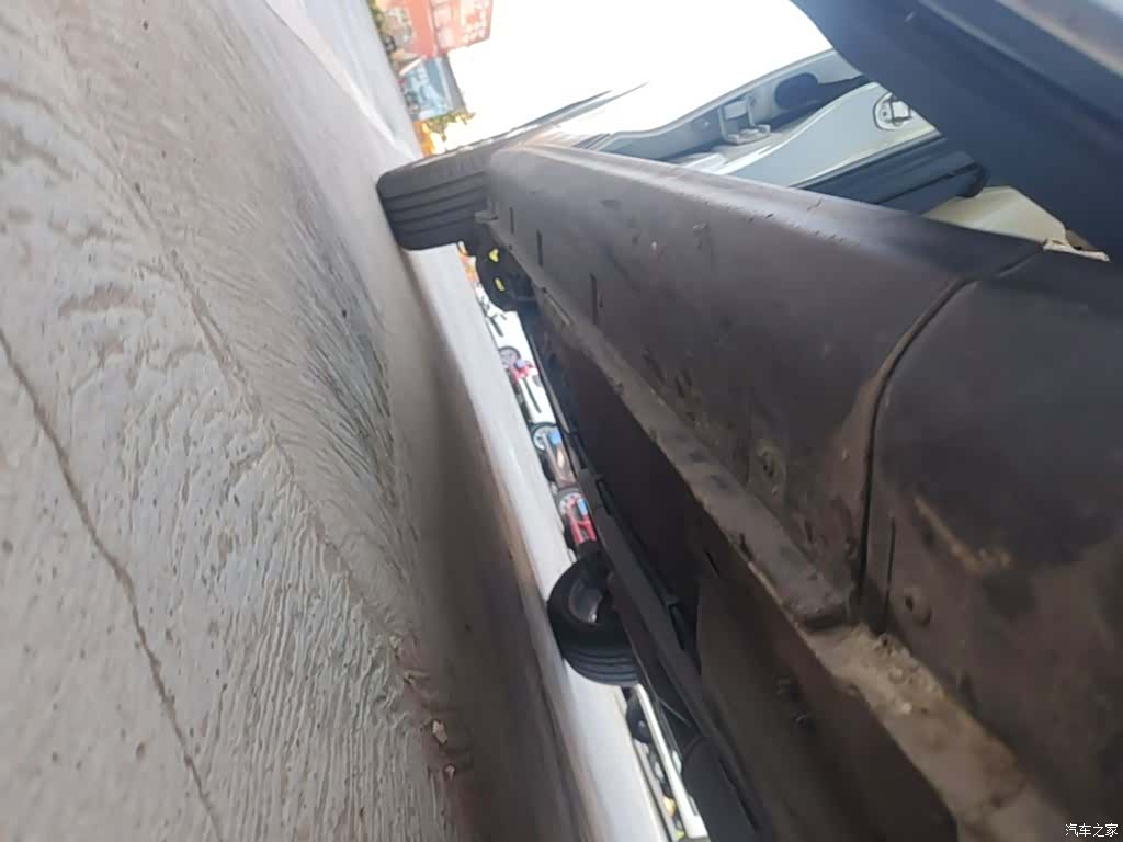 DongFeng AX3, 2016 21