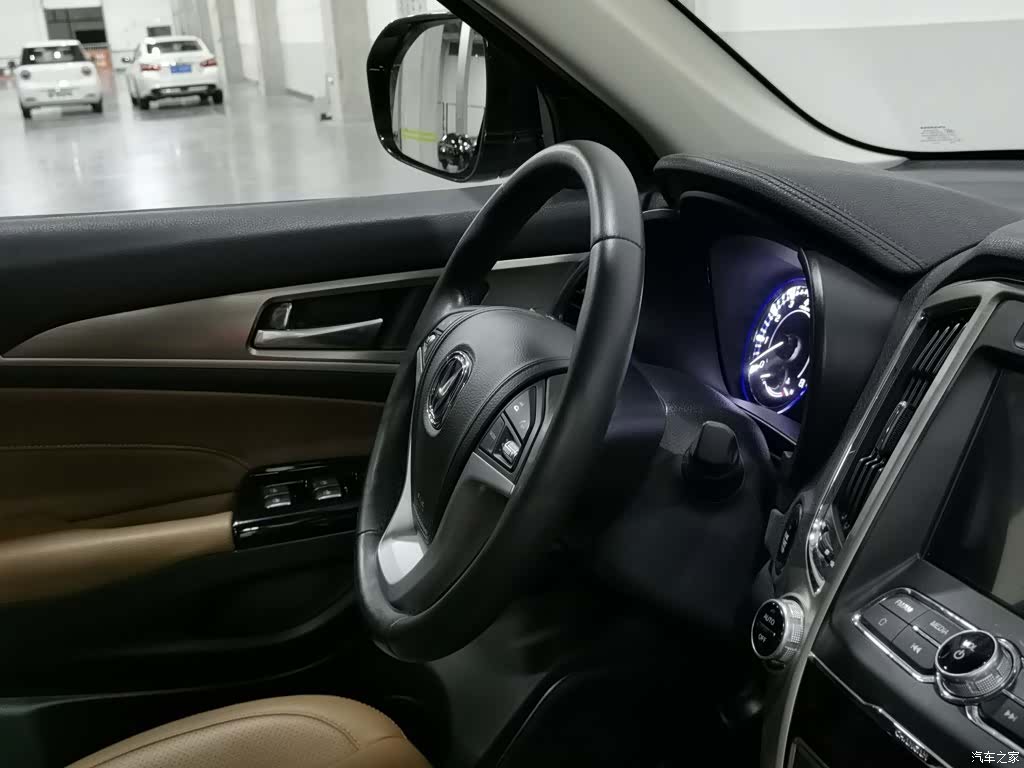Changan CS95, 2018 22