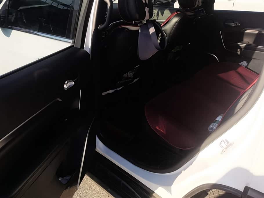 Jeep Grand Commander