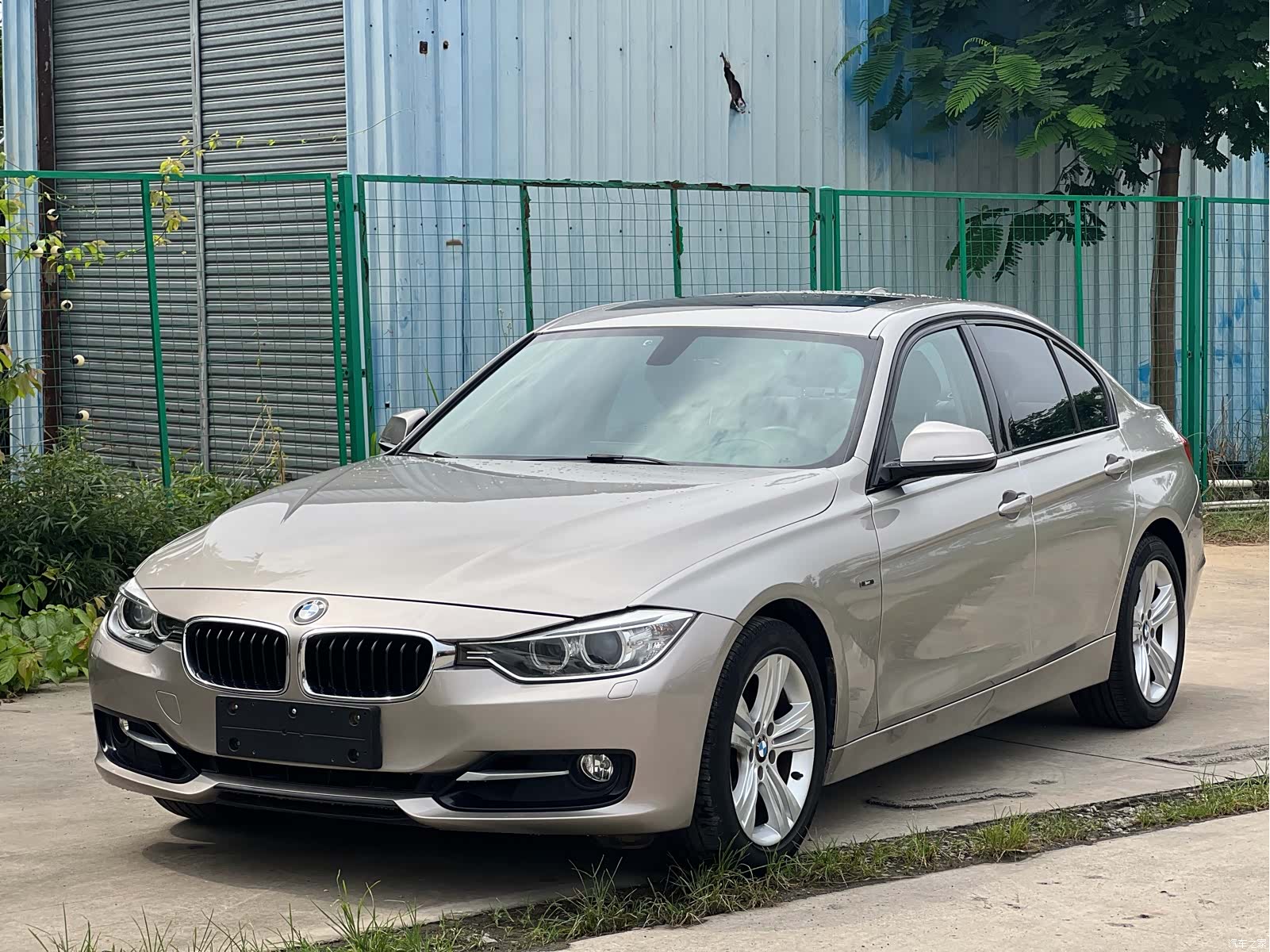 BMW 3 Series, 2013 1