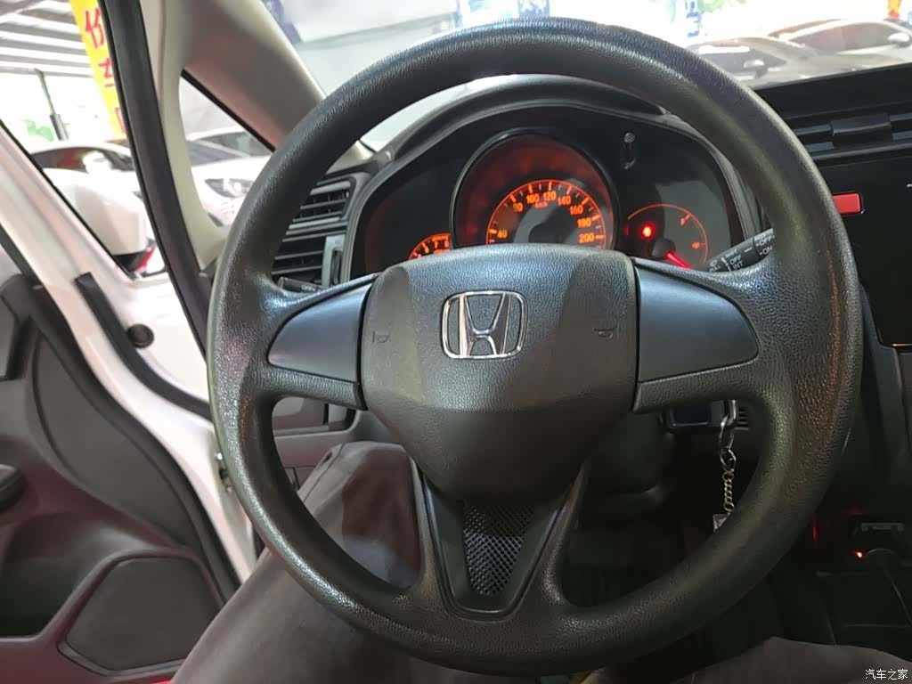 Honda Fit, 2016 11