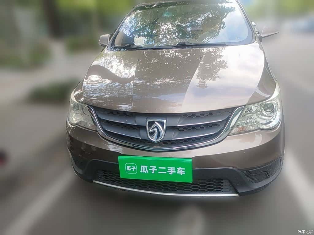 Wuling 730, 2015 24