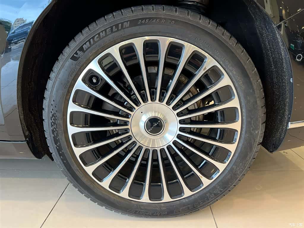Stelato S9, 2025 8