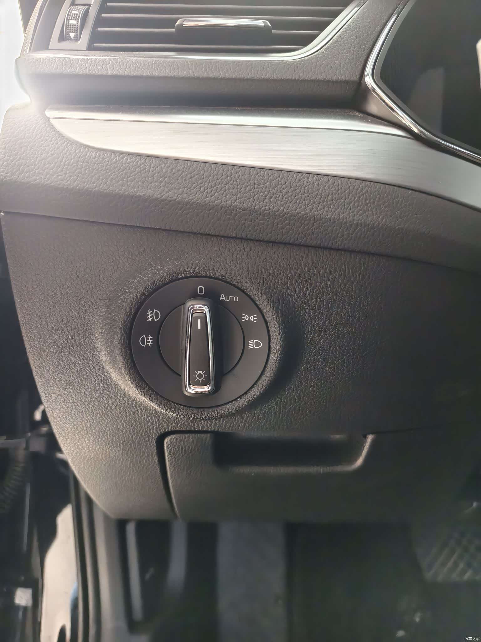 Skoda Superb, 2023 9