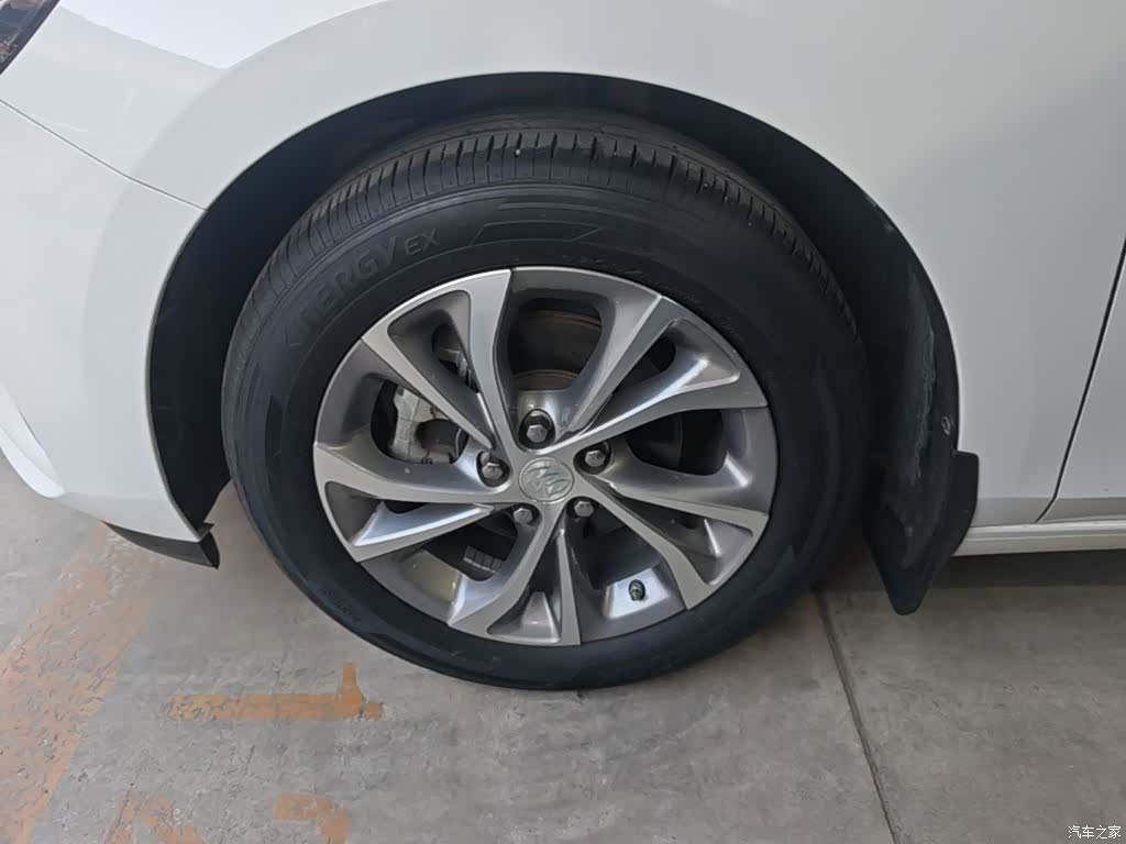 Buick Verano, 2022 23