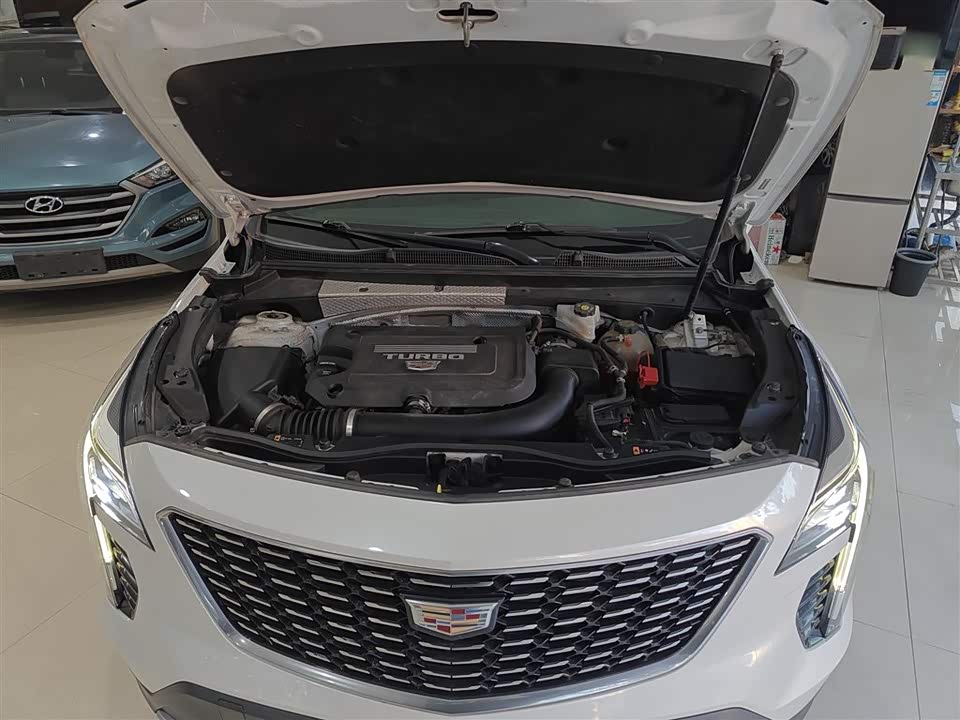 Cadillac XT4