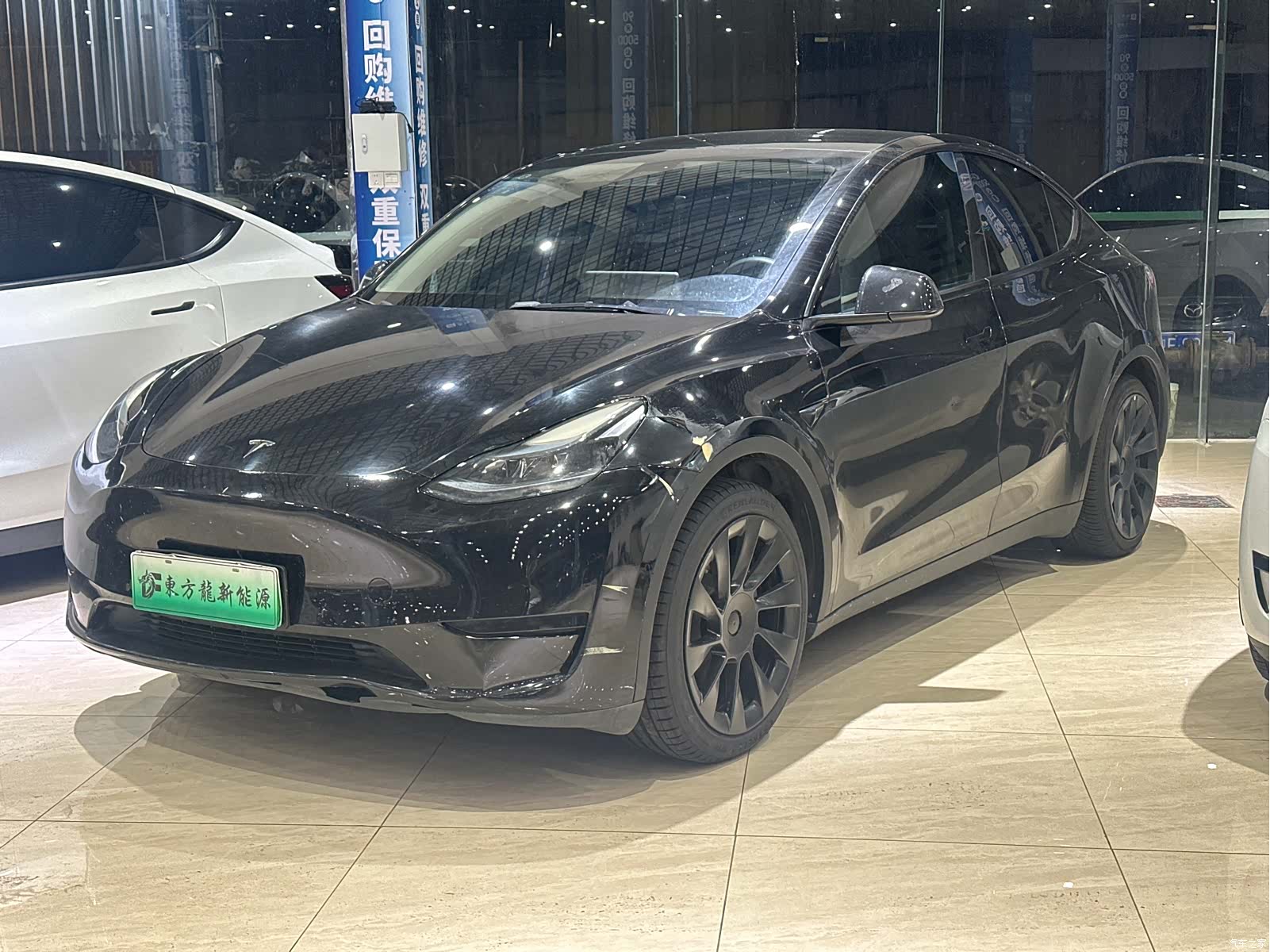 Tesla Model Y, 2023 1